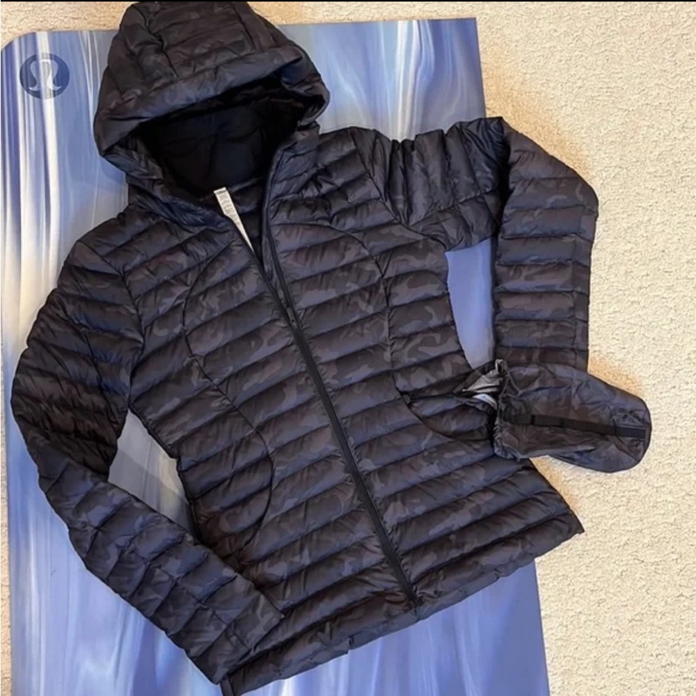 Lululemon Pack It Down Coat Size 6